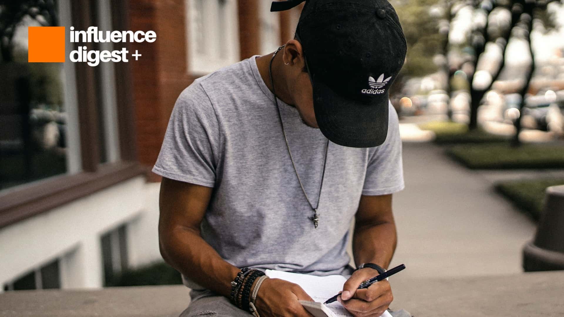 How to Read 1 Book Per Week Without Changing Your Lifestyle