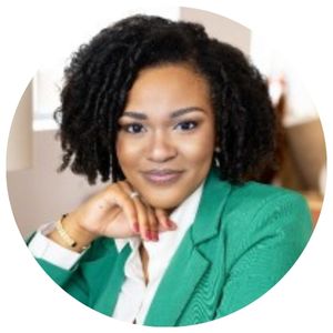 Valincia Bennett